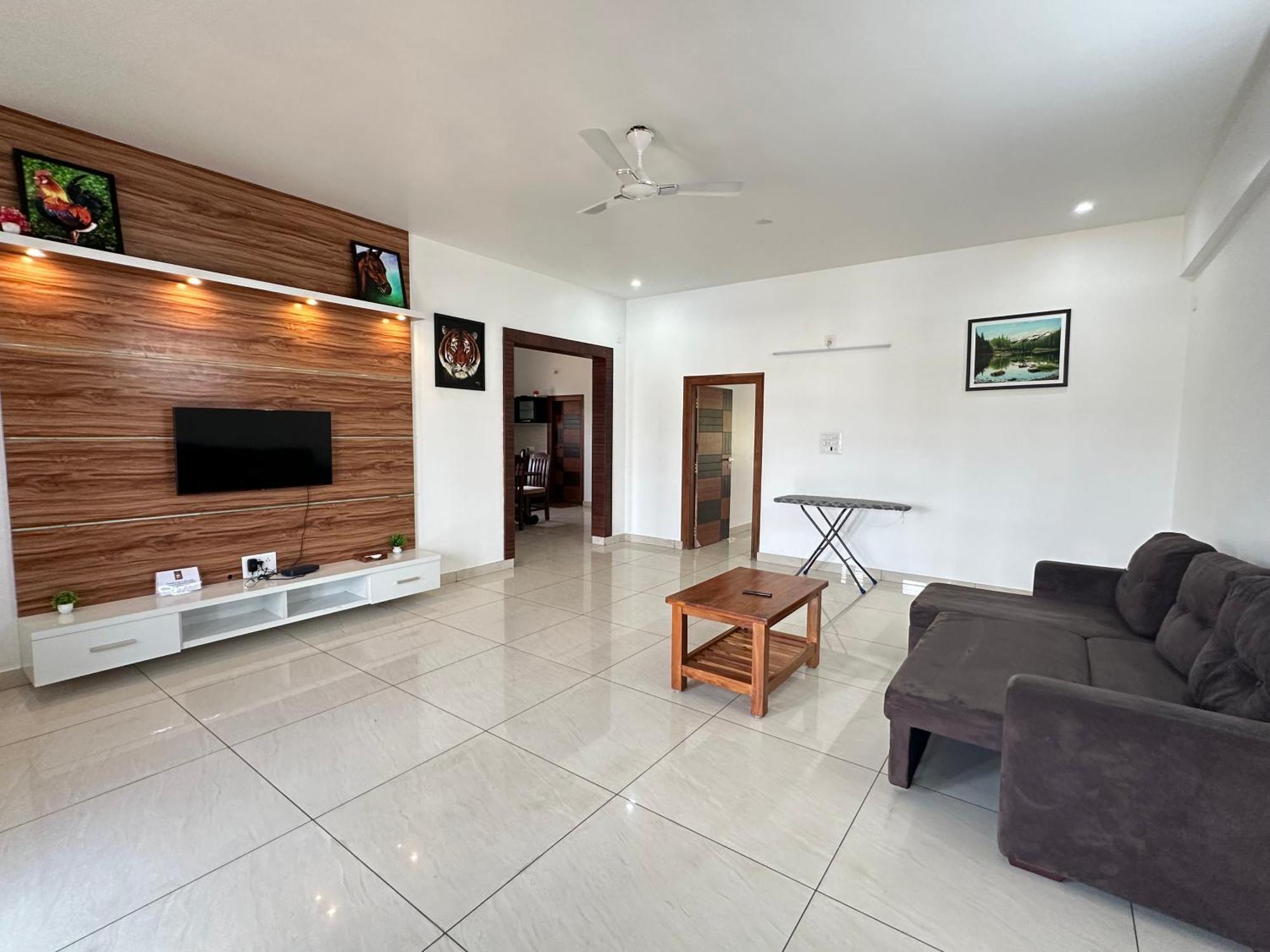 Ss Luxury Comforts A 2Bhk Service Apartment Chikmagalūr Buitenkant foto